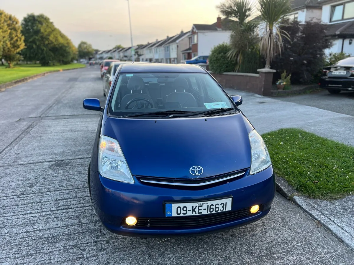 Toyota Prius 1.5 hybrid - Image 1