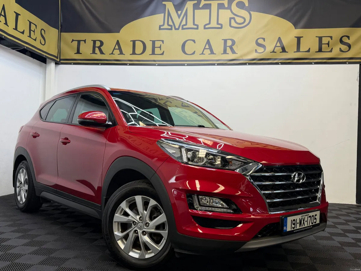2019 Hyundai Tucson  Executive LOW KM - Image 1