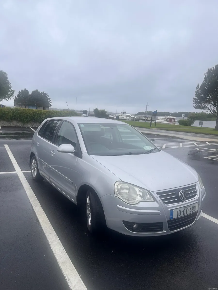 Volkswagen Polo 2010 - Image 1