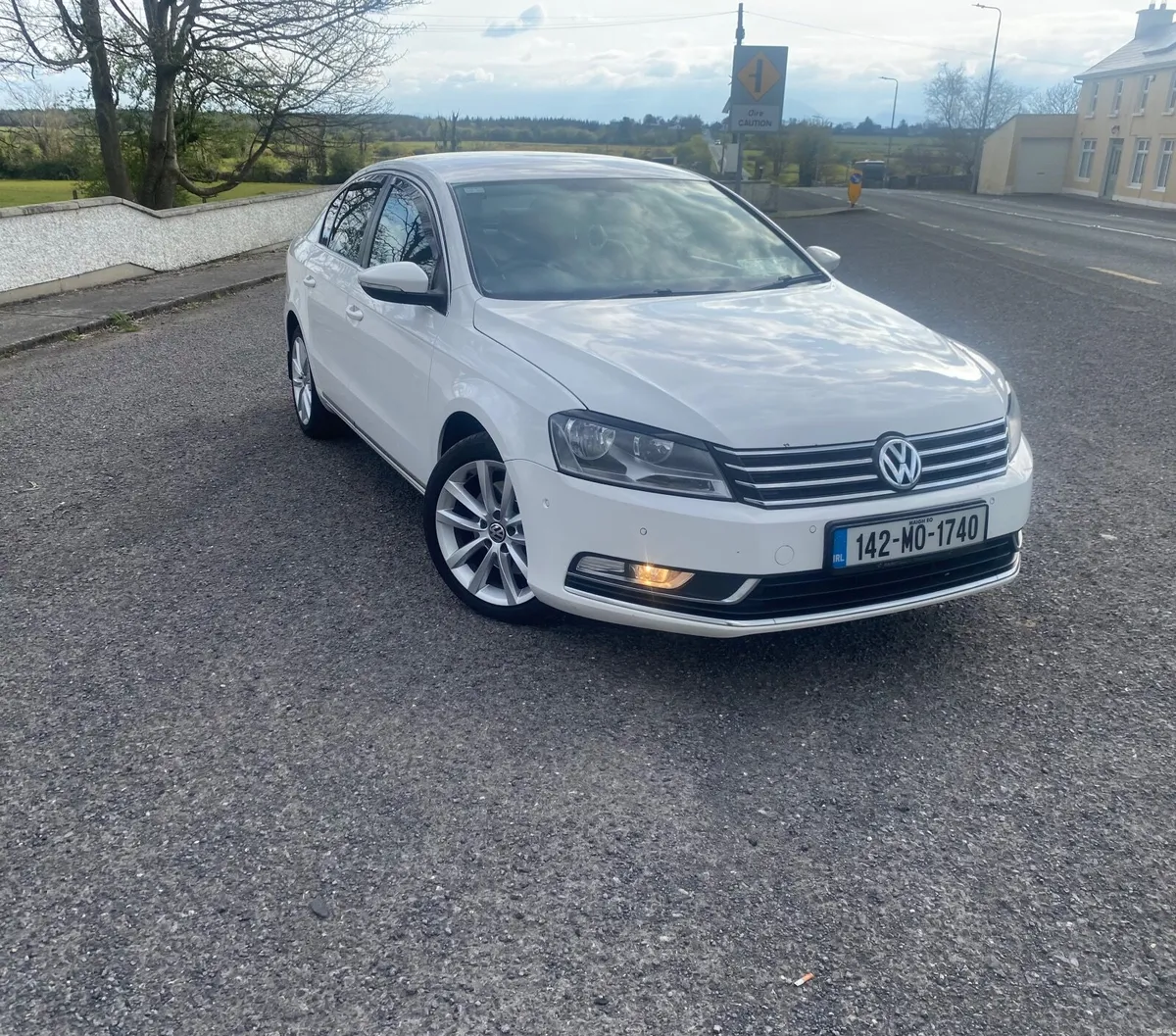 Volkswagen Passat 2014 - Image 4