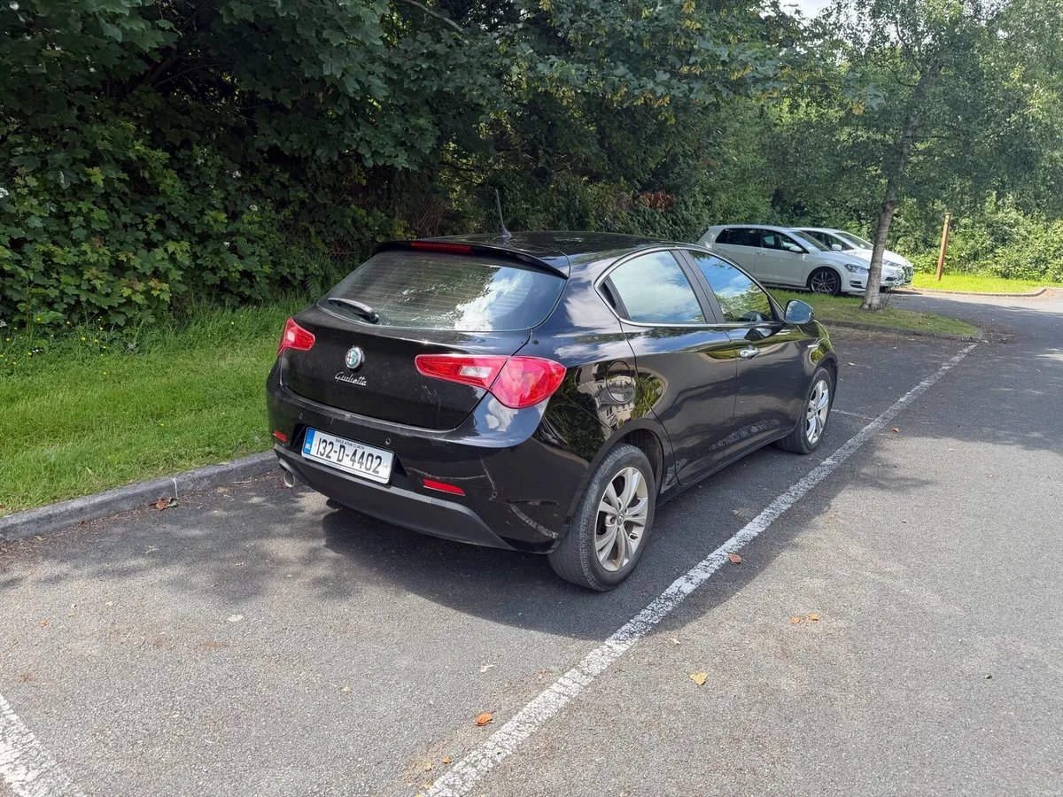 2013 Alfa Romeo Giulietta - Image 5