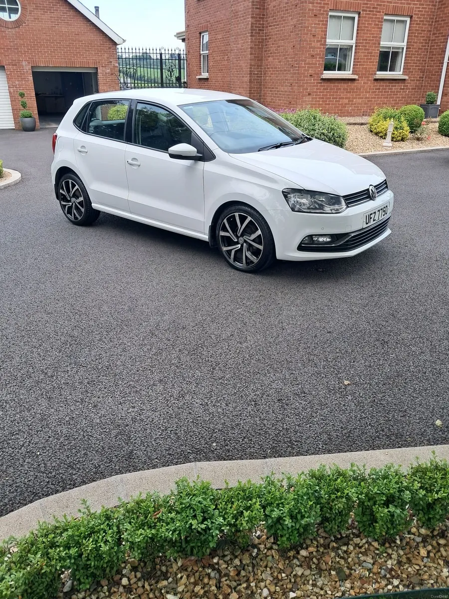 Car - Image 1