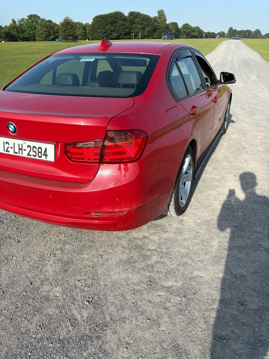 F30 320D SE - Image 3