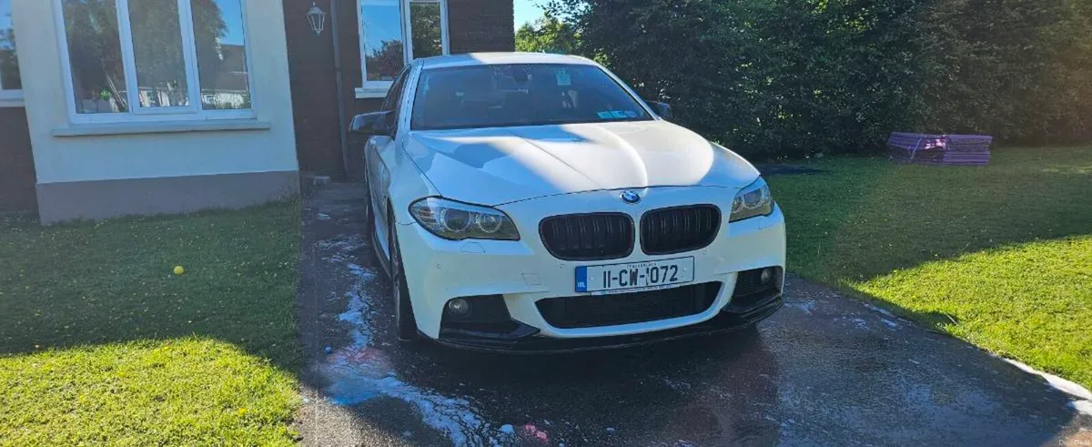 BMW F10 520D M SPORT - Image 2