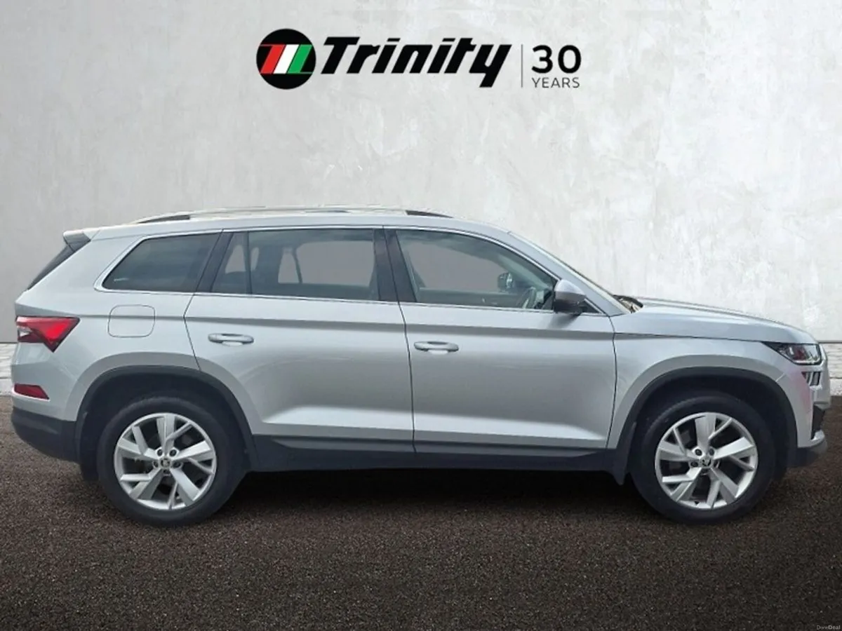 Skoda Kodiaq ** BEST VALUE ** 7 SEATS ** STYLE ** - Image 5