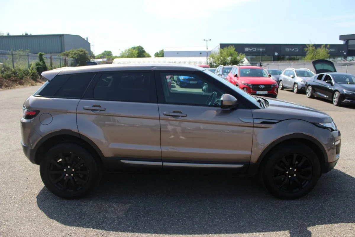 Land Rover Range Rover Evoque 2.0 eD4 SE - TENDER - Image 3