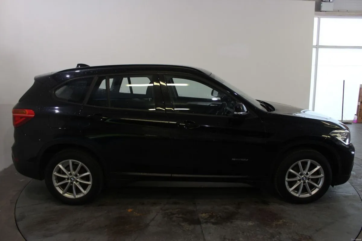 BMW X1 sDrive18d SE - TENDER 9 - Image 3