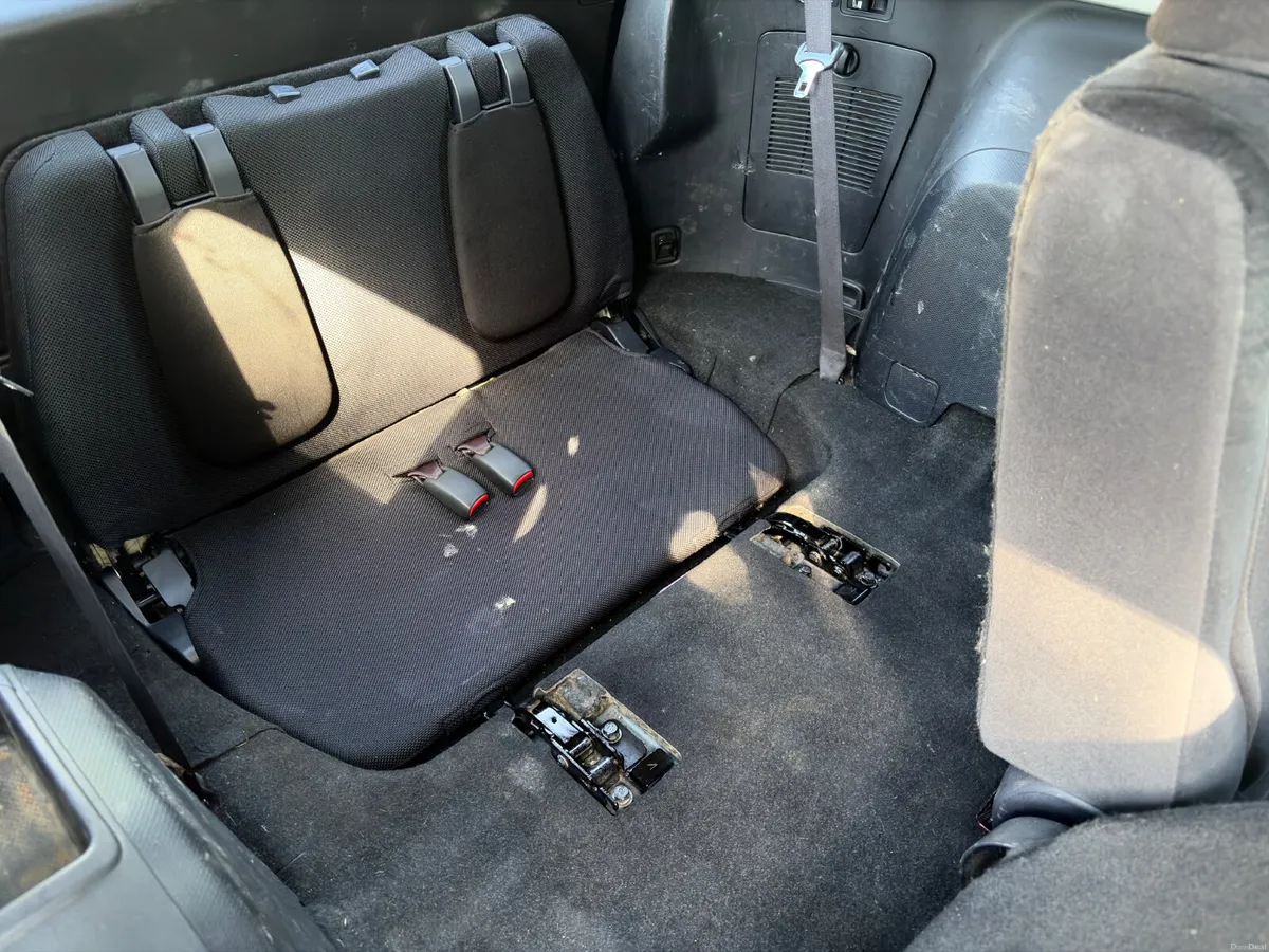 Mitsubishi Outlander 2010 2.0 Diesel new nct 2/27 - Image 4