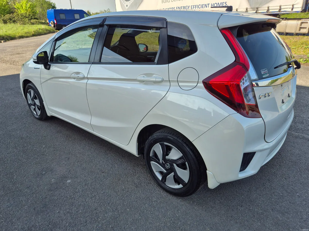Honda Fit 2014 1.5L Petrol Automatic very low mile - Image 4