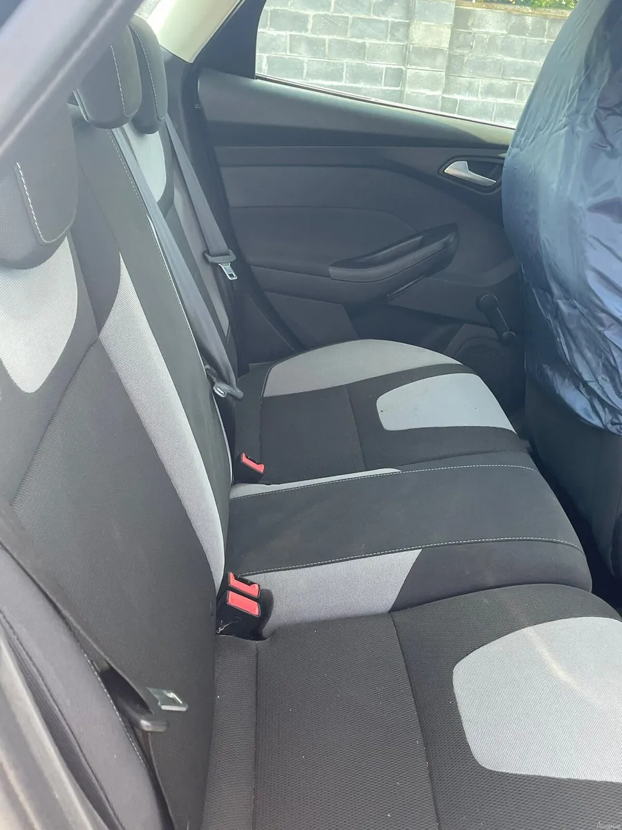Ford focus 1.6 - Image 4