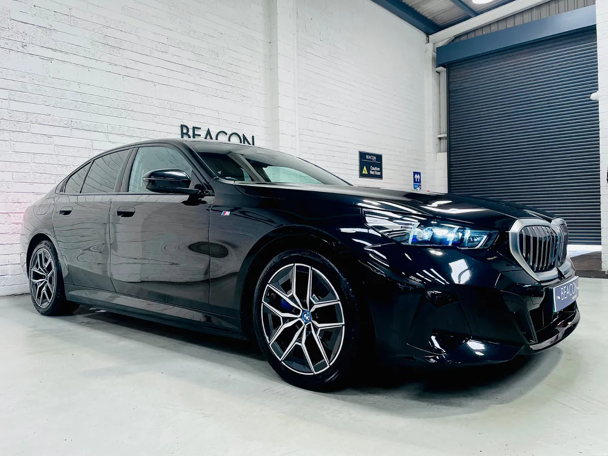 *241*ONLY 19,000 MILES*BMW I5 M-SPORT 250KW 84KWH - Image 4