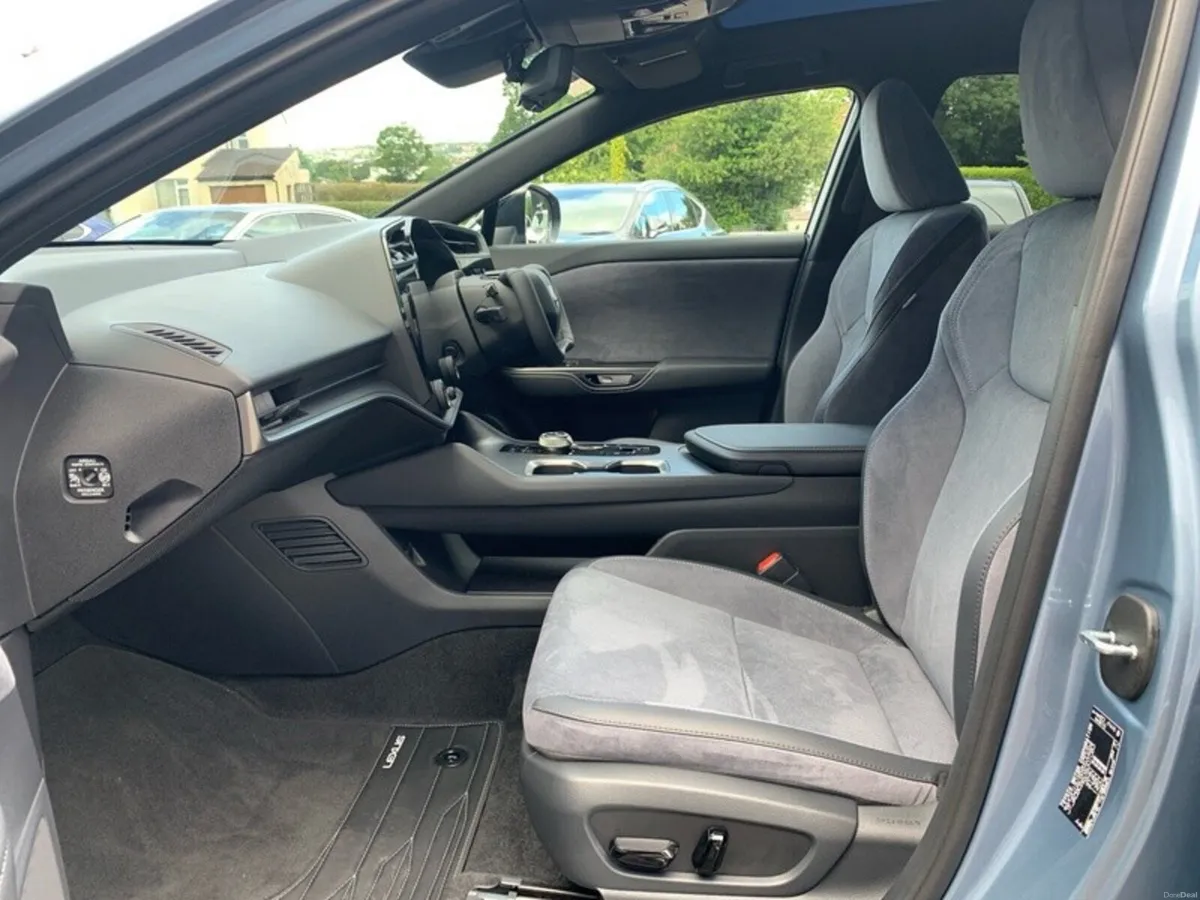 Lexus RZ RZ500e One Motion - Image 6