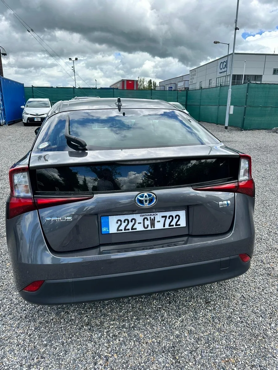 Toyota Prius hybird 2022 - Image 3