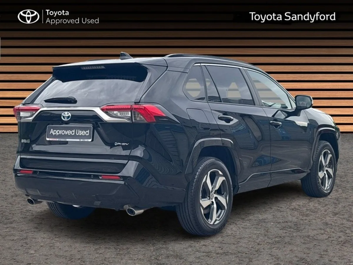 Toyota RAV4 AWD SOL PHEV // FULL LEATHER HEATED SE - Image 2