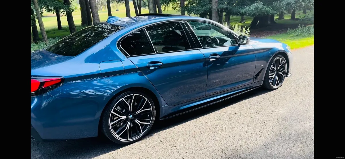 BMW 5-Series 2021 - Image 2