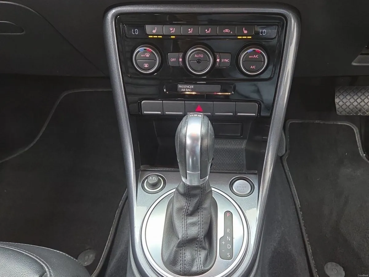 Volkswagen Beetle 1.2 Sport DSG *Full Leather* - Image 4