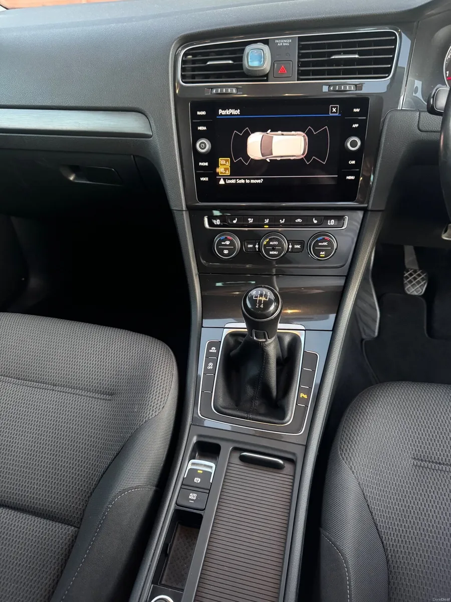 Volkswagen Golf 2020 - Image 3