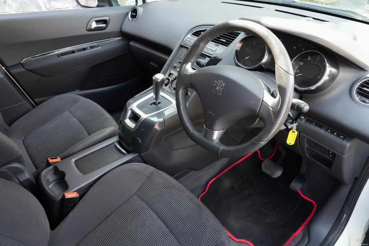 2013 Peugeot 5008 Diesel Auto *Read Description* - Image 2
