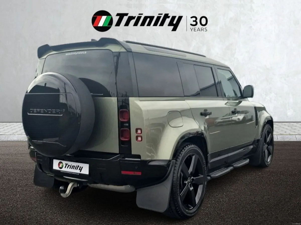 Land Rover Defender **110 ** 3.0 D S ** TRINITY MO - Image 3
