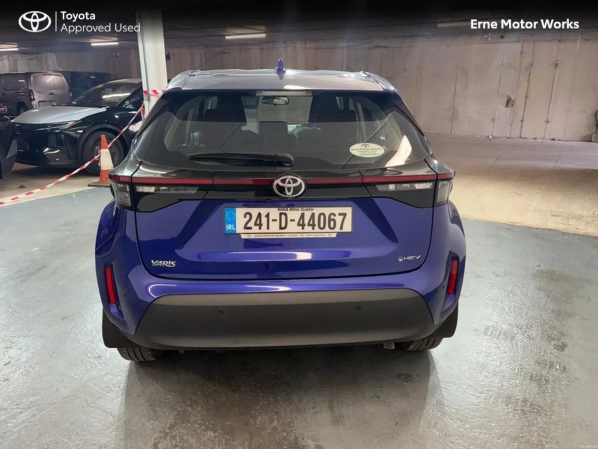Toyota Yaris Cross YARIS CROSS LUNA - Image 4