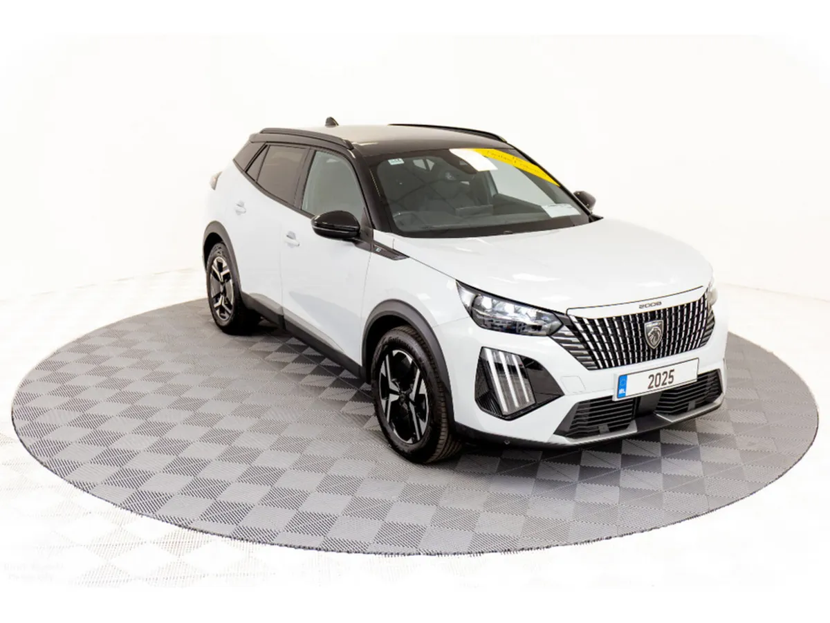 Peugeot 2008 E-GT 54kWh 155HP - Image 1