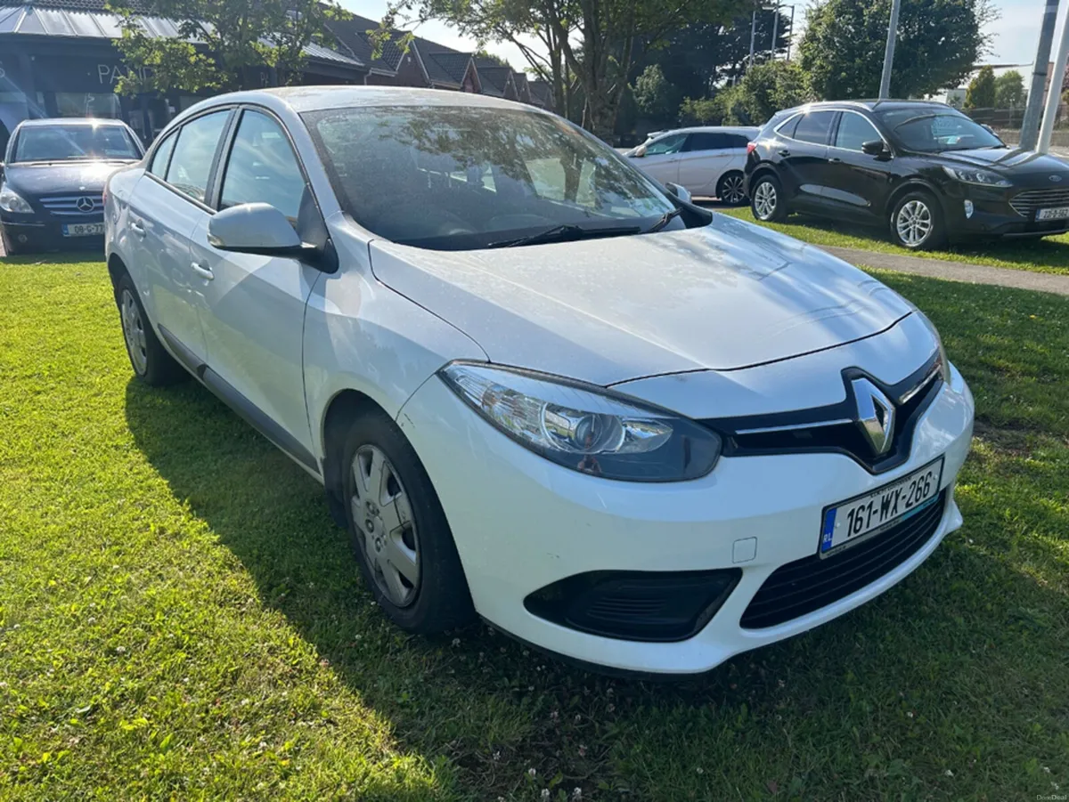 Renault Fluence EXPRESSION 1.5 DCI 95 4DR - Image 2
