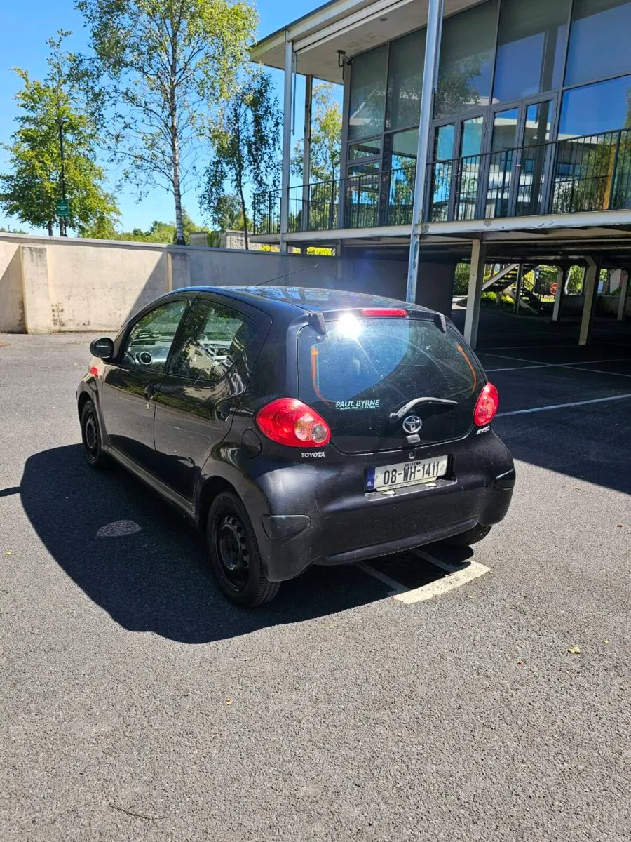 Car - Image 2