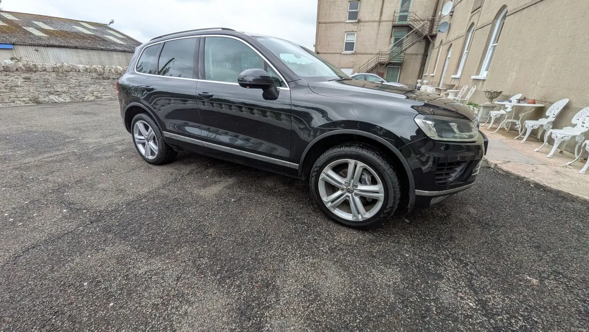 Volkswagen Touareg 2016 - Image 1