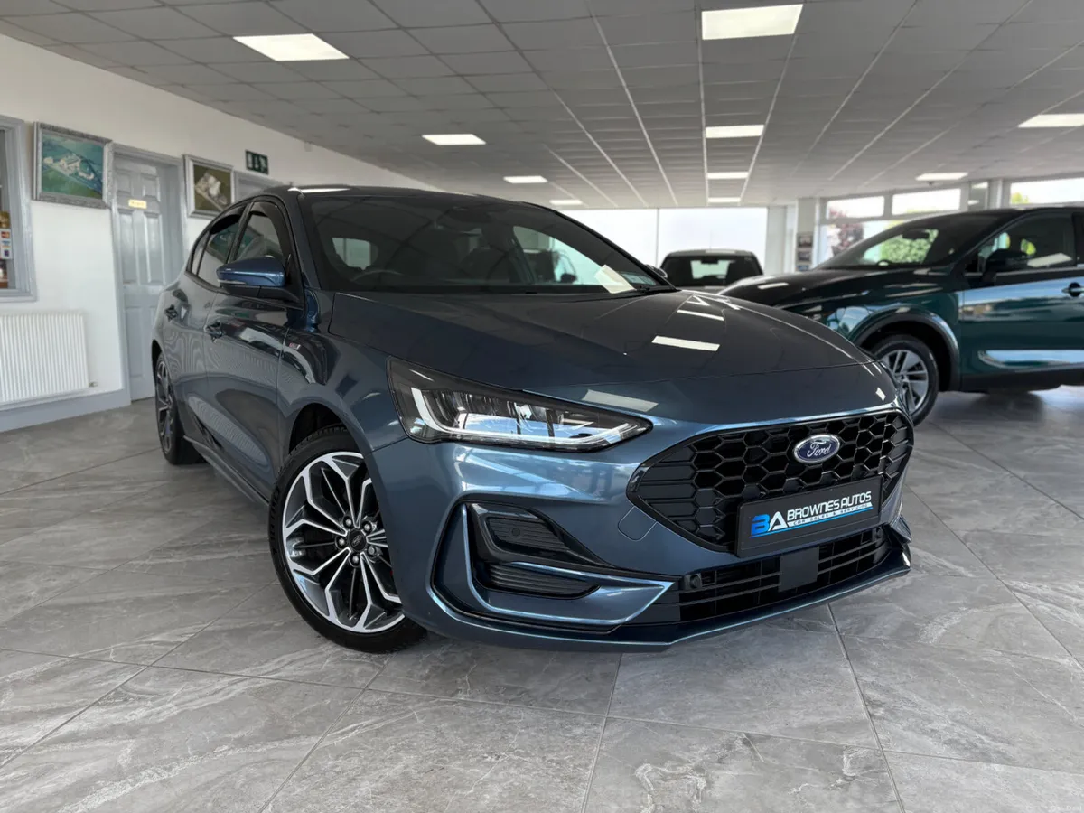 2023 (232) Ford Focus ST-Line X Automatic - Image 4