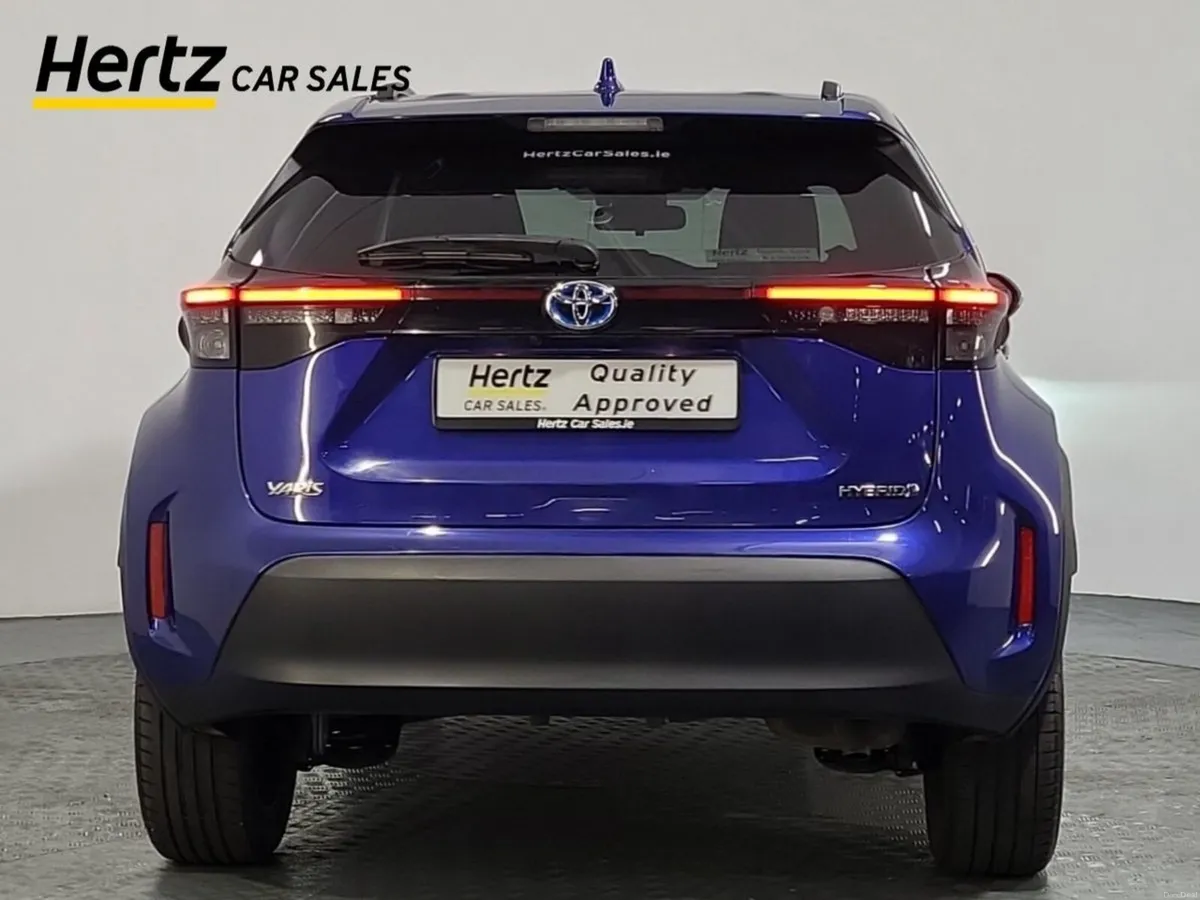 Toyota Yaris Cross DESIGN HEV 1.5 Petrol Automatic - Image 4