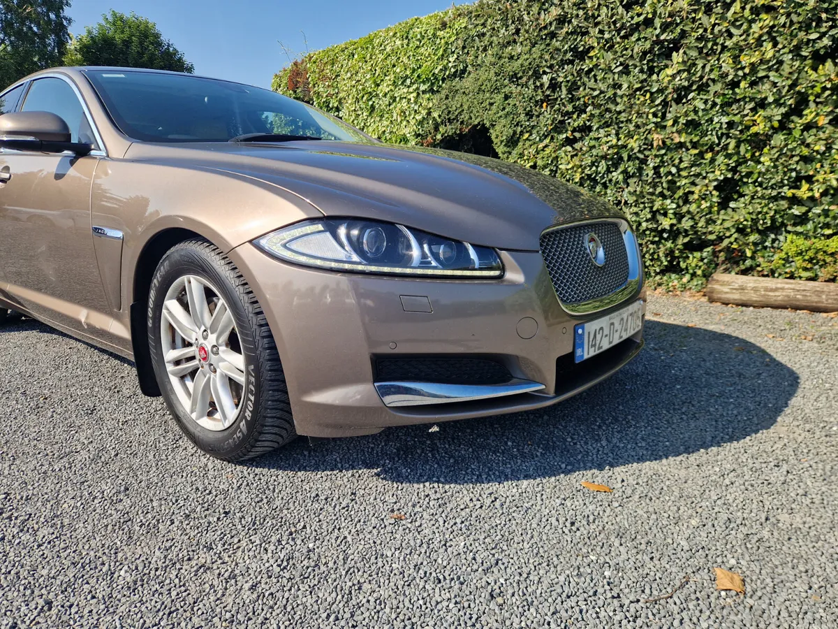 Jaguar XF  2.2d Auto 2014 - Image 1