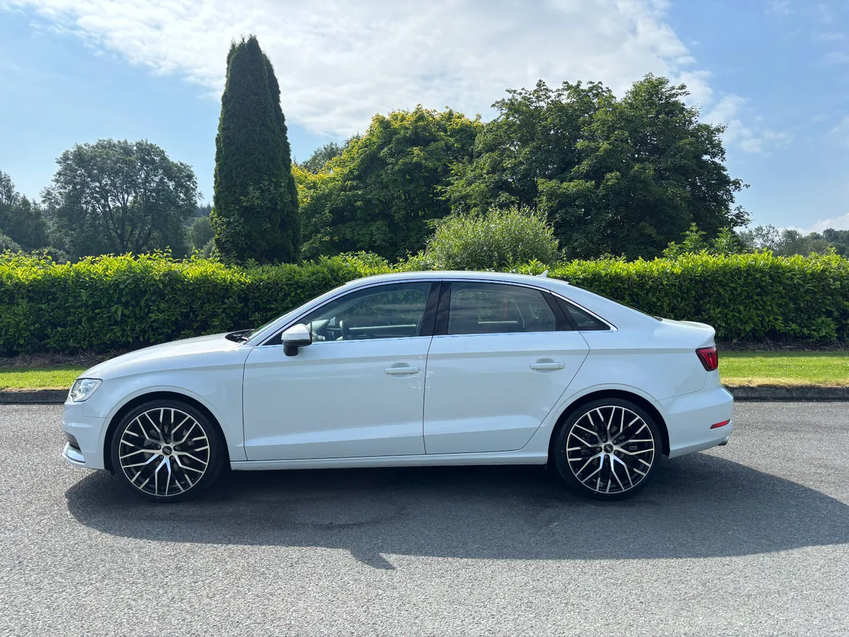 AUDI A3 SALOON 1.4 TFSI AUTO 2016 - Image 5
