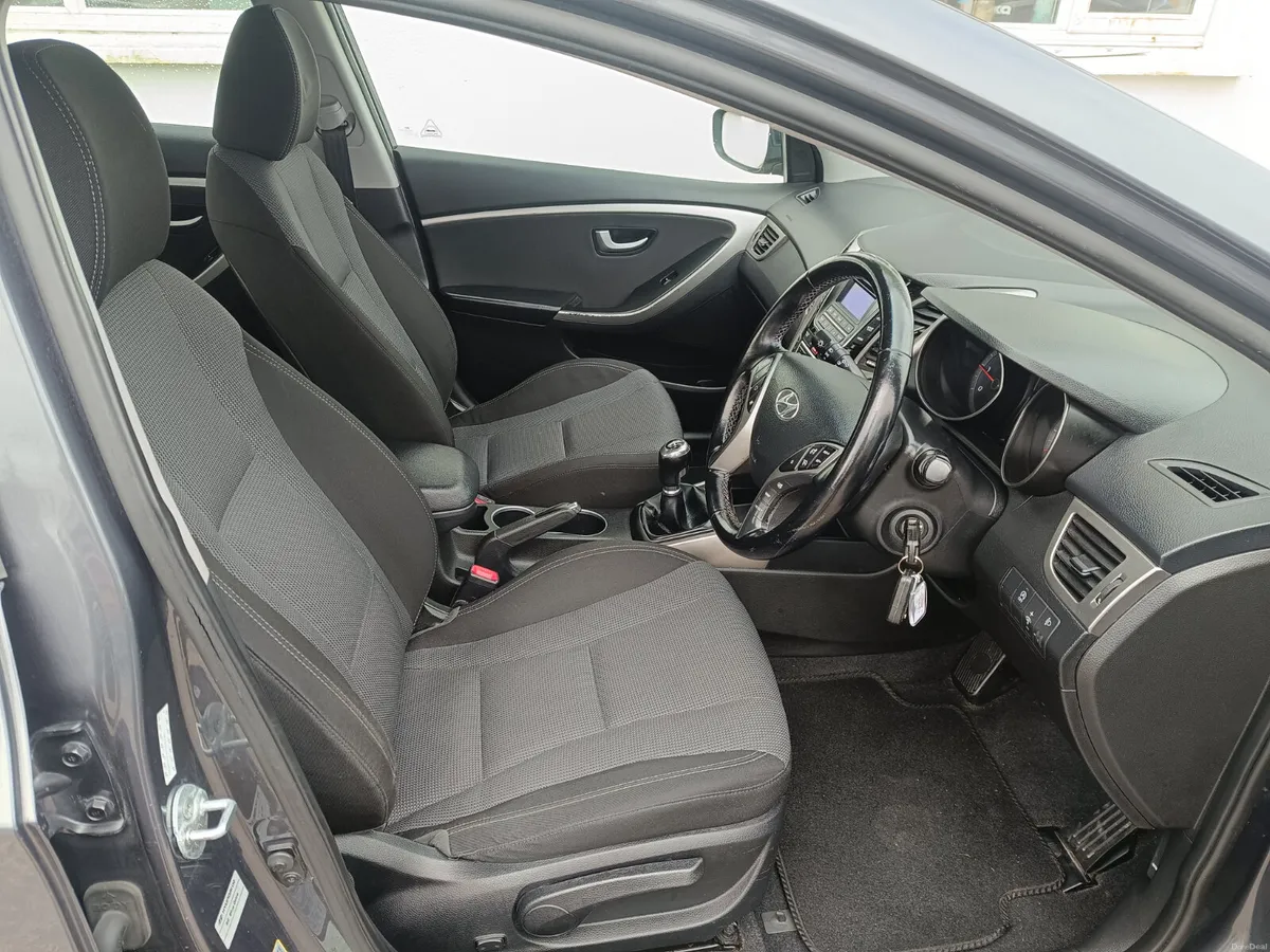 Hyundai i30 2015 - Image 6
