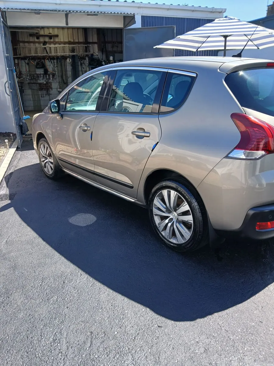 Peugeot 3008 2014 - Image 1