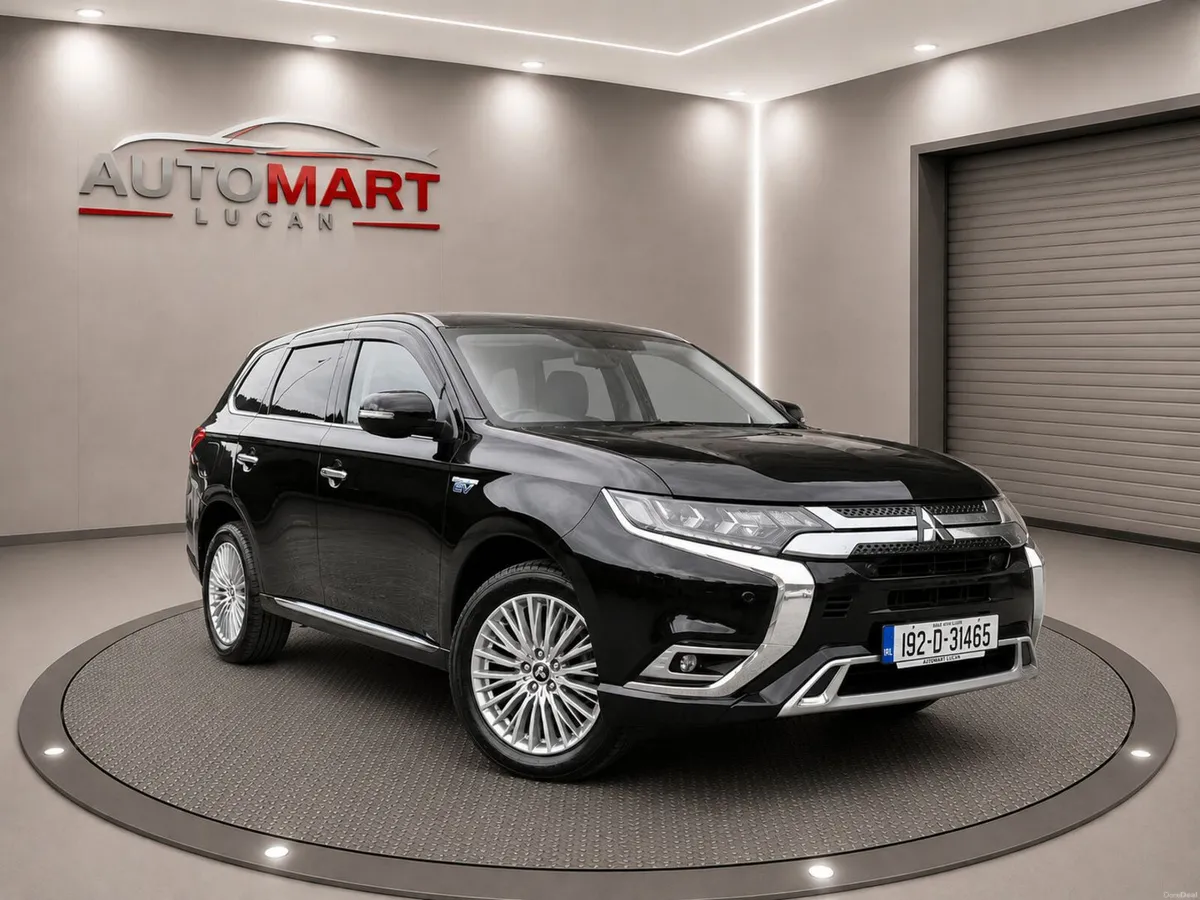 Mitsubishi Outlander 2019 2.4 Plug In Hybrid - Image 1