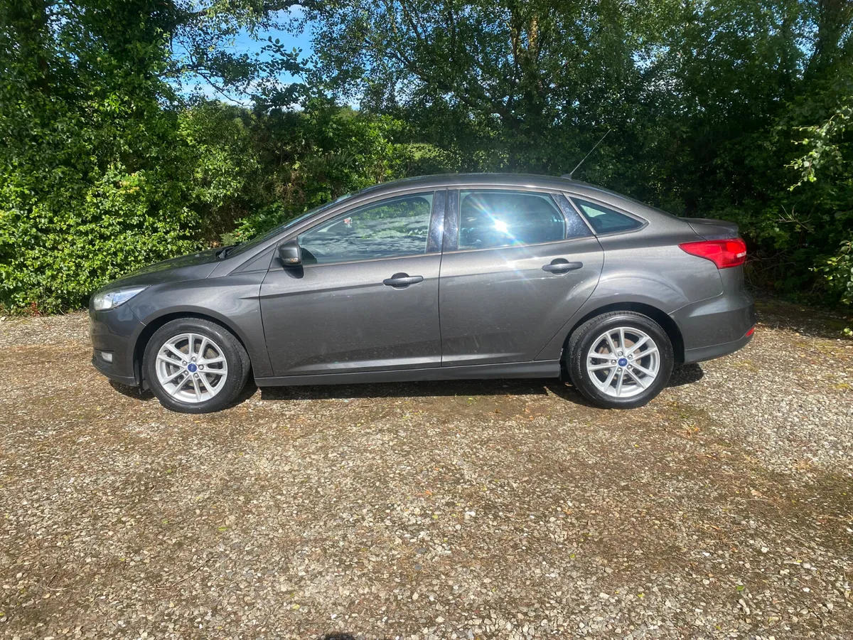 171 Ford Focus 1.5TDCI Very Low Mileage - Image 5
