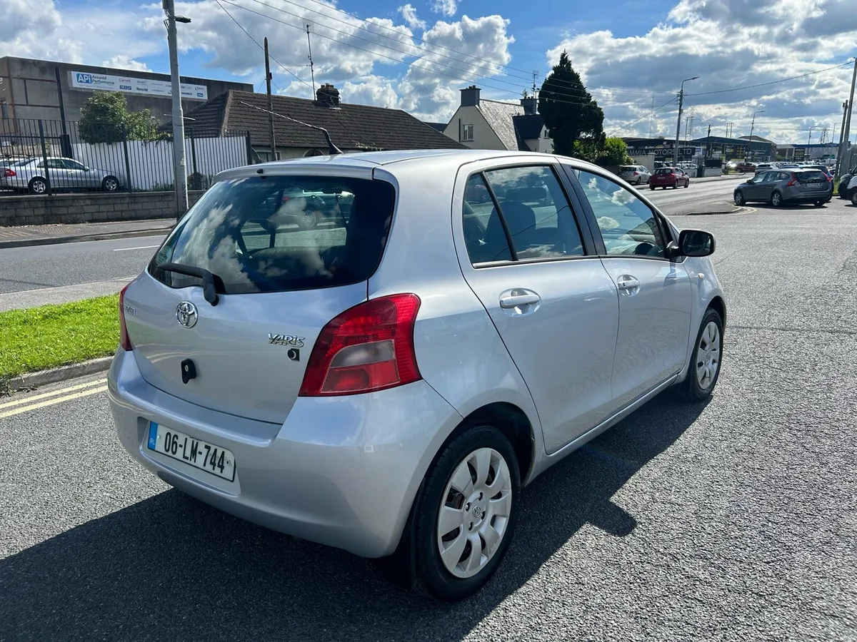 2006 TOYOTA YARIS 1.0L PETROL , DUBLIN 12 - Image 2