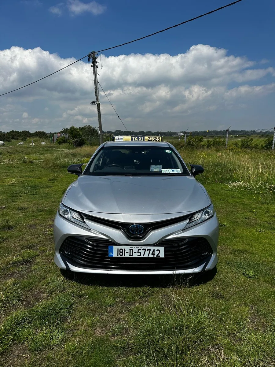 Toyota Camry Hybrid - 2018 June 28th - Image 3