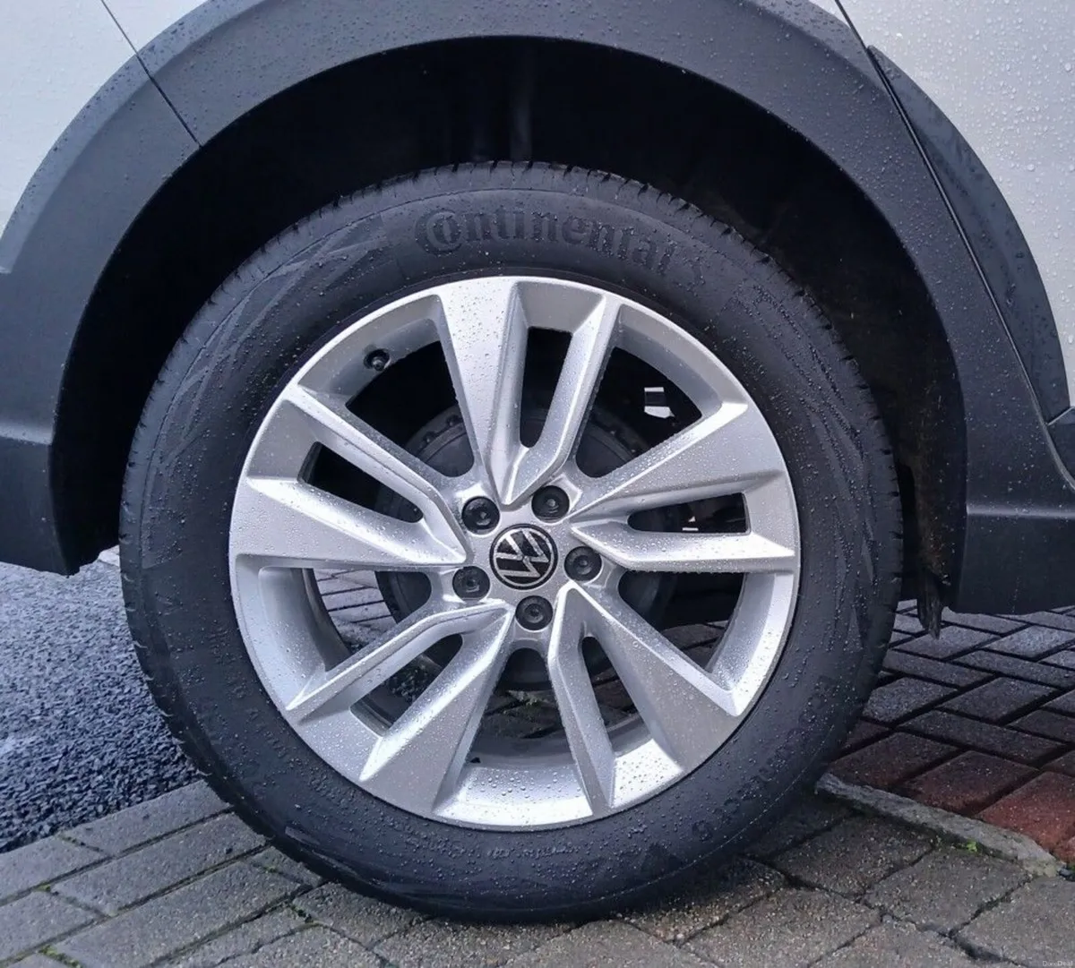 Volkswagen Taigo Edition 75 1.0TSI 95HP  *ANDROID - Image 4