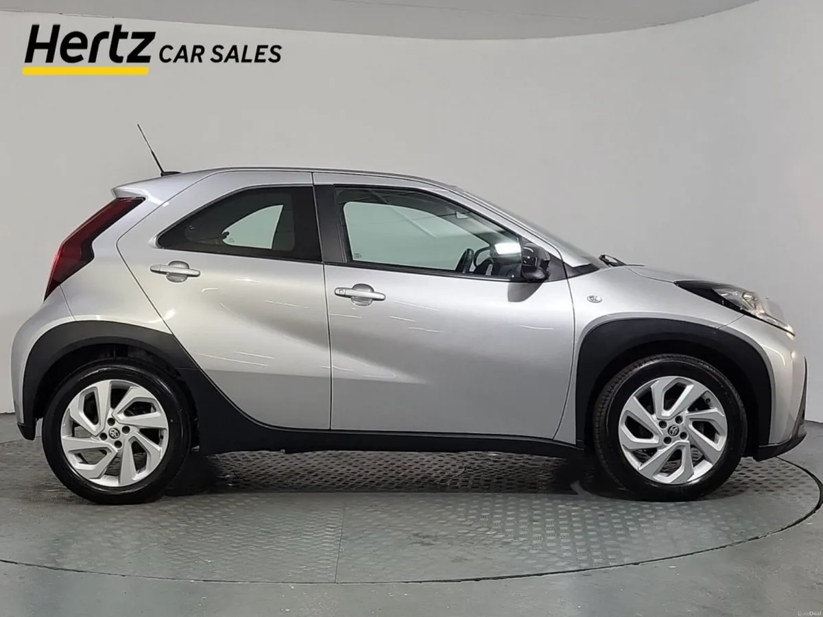 Toyota Aygo X PURE VVT-I 1.0 Petrol Manual - Image 4