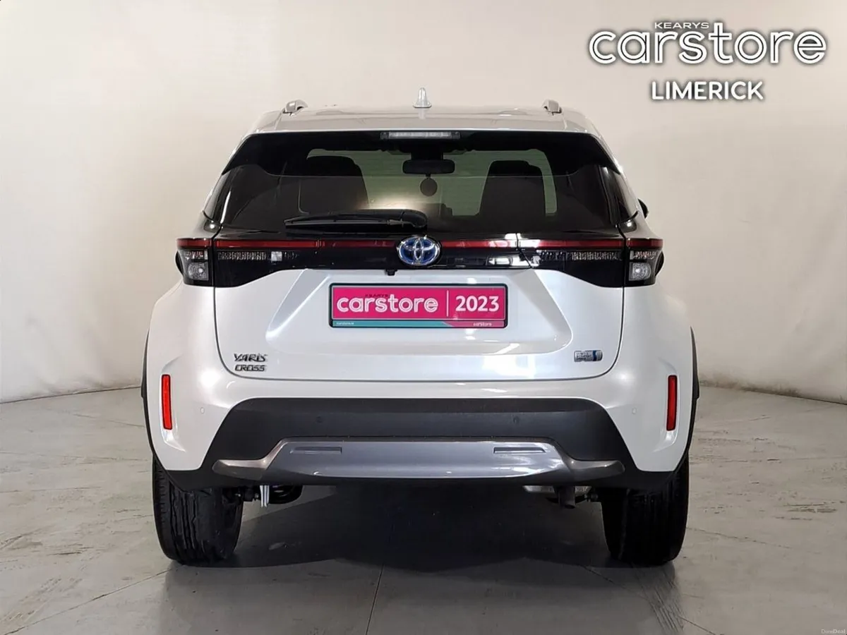 Toyota Yaris Cross 1.5 HYBRID - Image 4