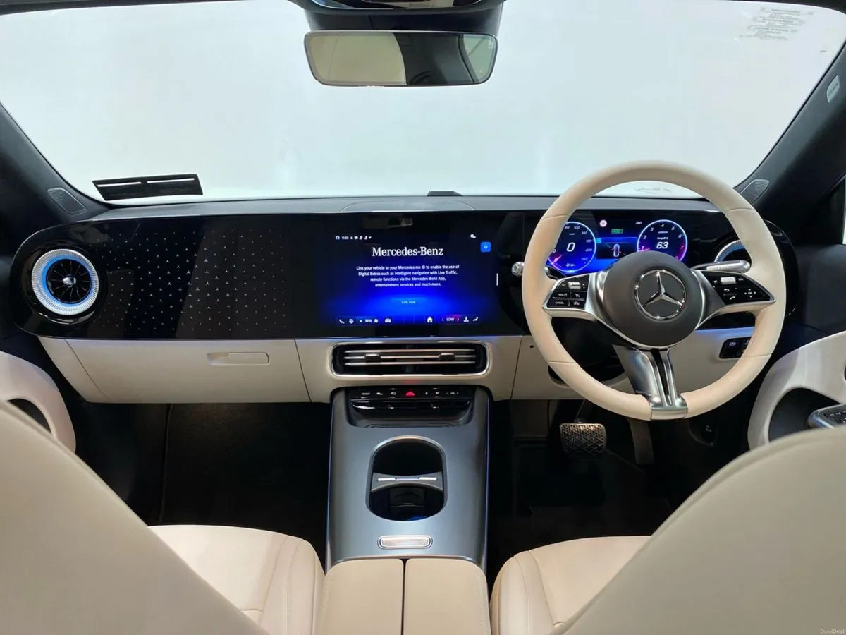 Mercedes-Benz CLA CLA 200 SALOON PROGRESSIVE LINE - Image 4