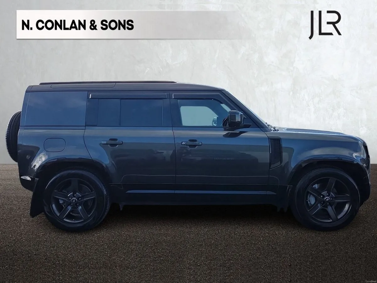 Land Rover Defender 110 3.0D 300BHP X-DYNAMIC SE 3 - Image 6