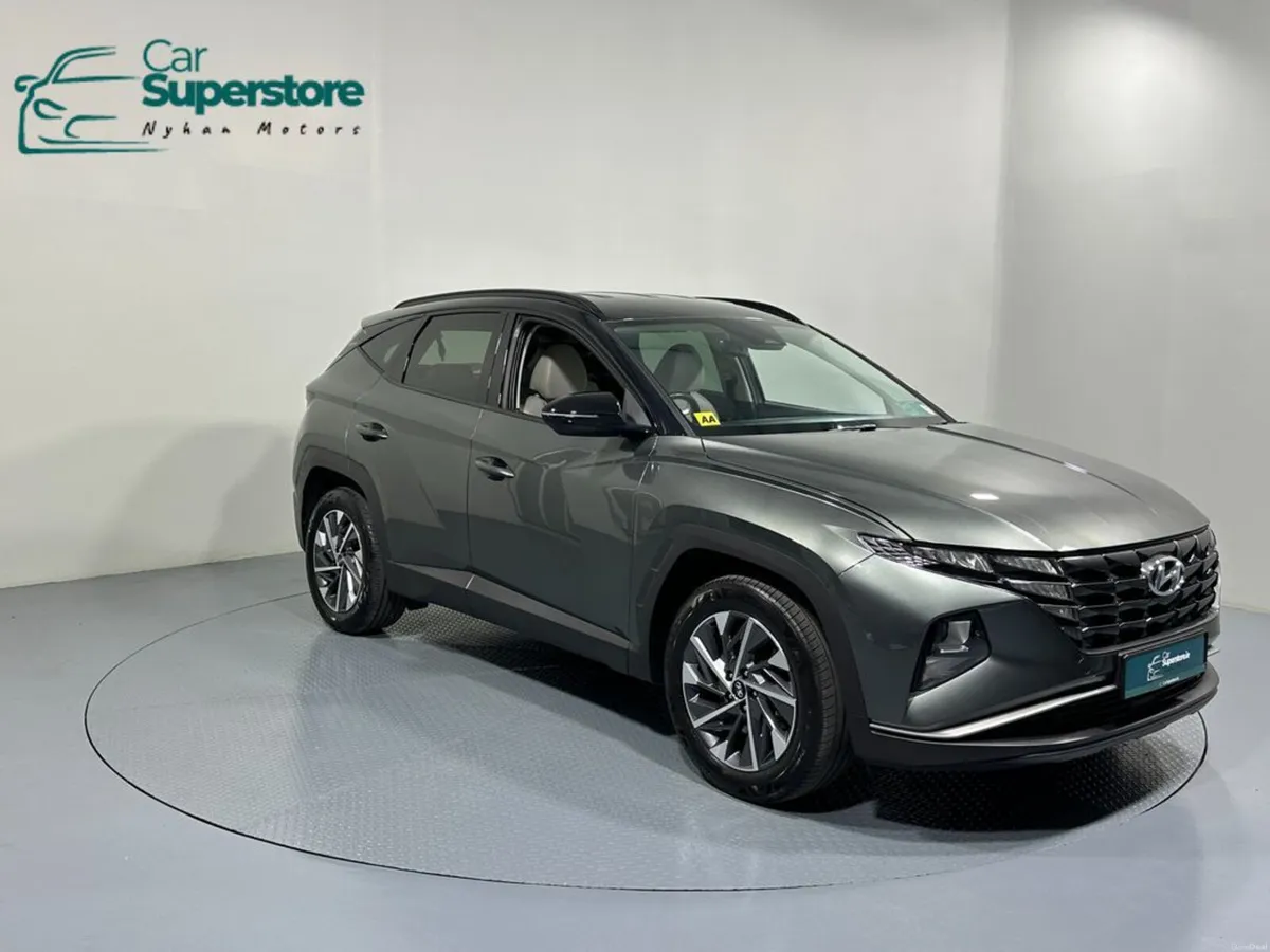 Hyundai Tucson Executive Two Tone 1.6 Crdi 231 - Image 1