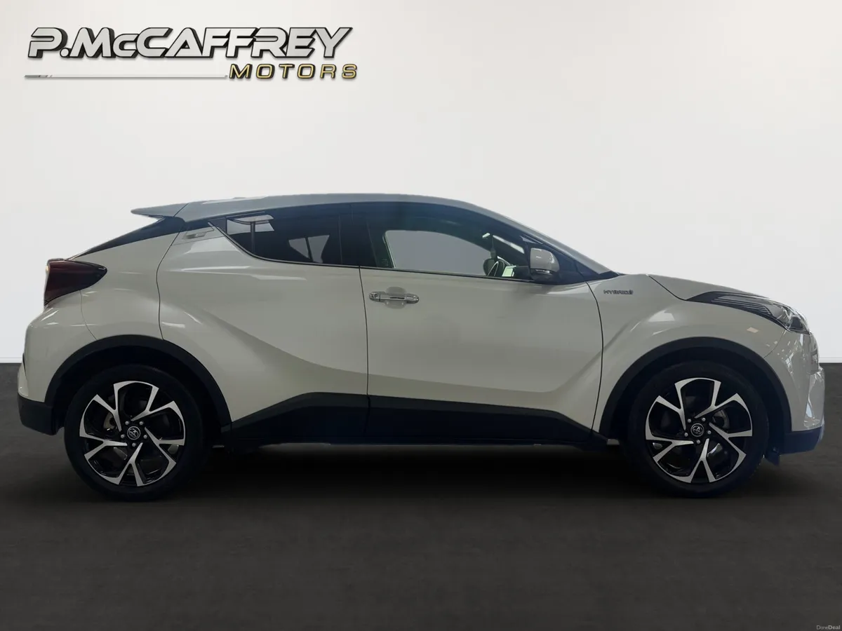 2019 Toyota C-HR Luna Sport Leather Reversing Came - Image 4
