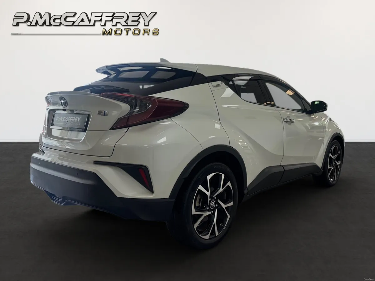 2019 Toyota C-HR Luna Sport Leather Reversing Came - Image 5