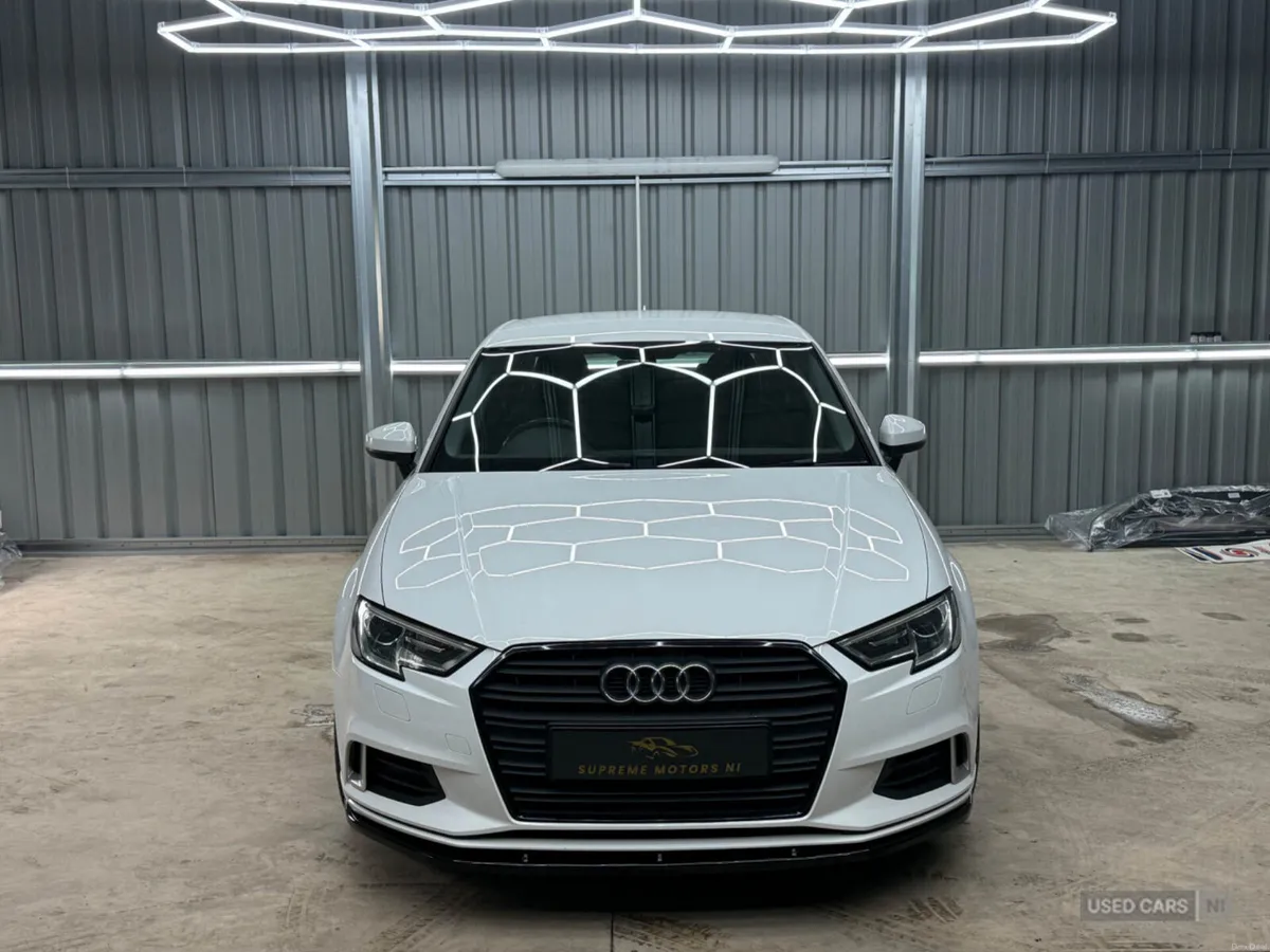 Audi A3 2018 - Image 2