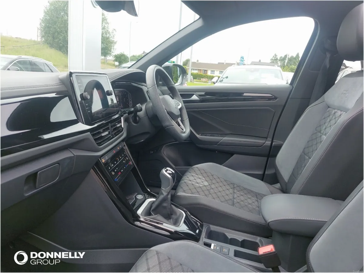 Volkswagen T-roc Hatchback Black Edition Plus - Image 2