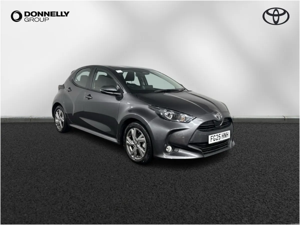 Toyota Yaris Hatchback Icon - Image 1