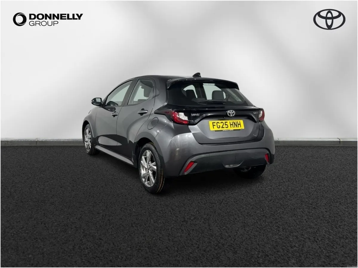 Toyota Yaris Hatchback Icon - Image 2